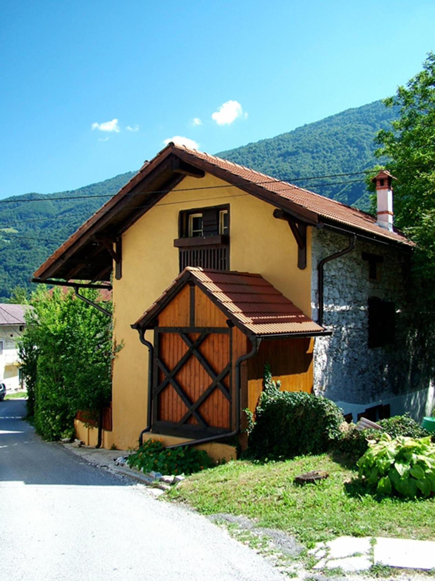 Holiday Home Katric Kamno エクステリア 写真