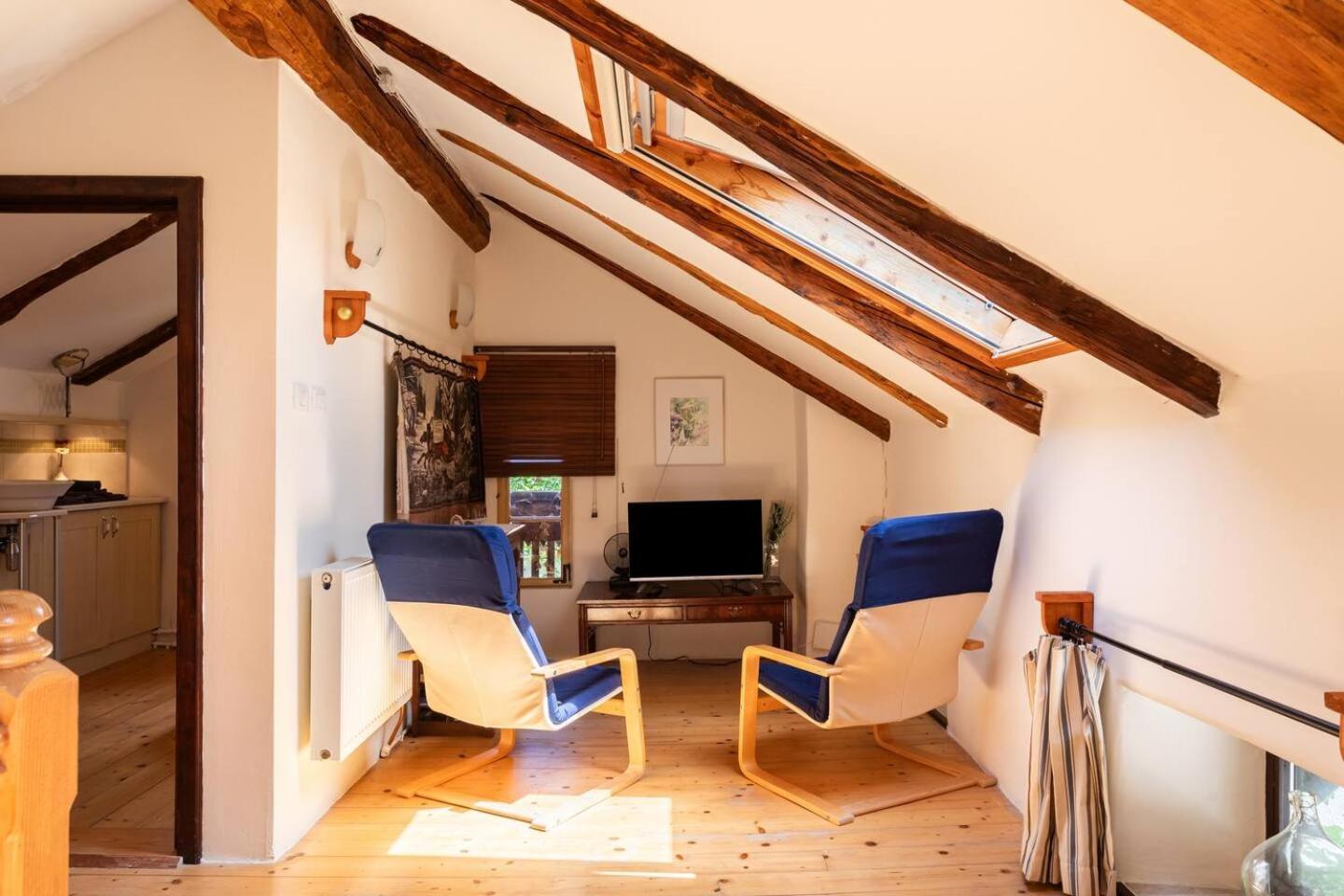 Holiday Home Katric Kamno エクステリア 写真