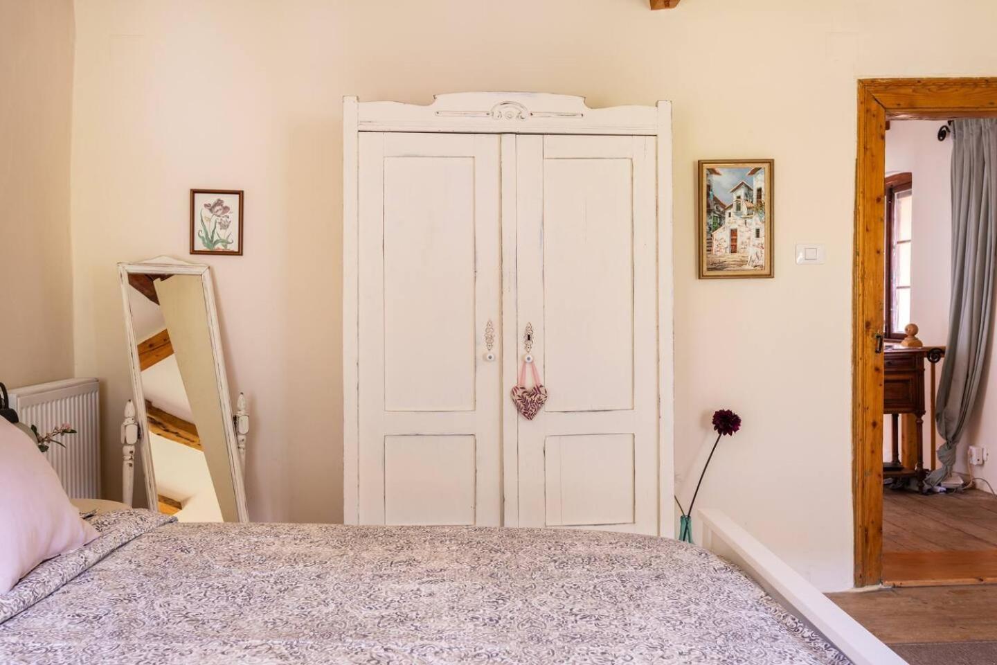 Holiday Home Katric Kamno エクステリア 写真