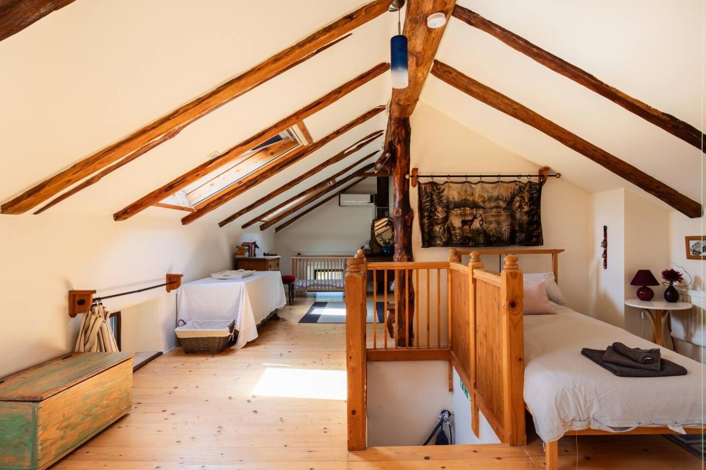 Holiday Home Katric Kamno エクステリア 写真